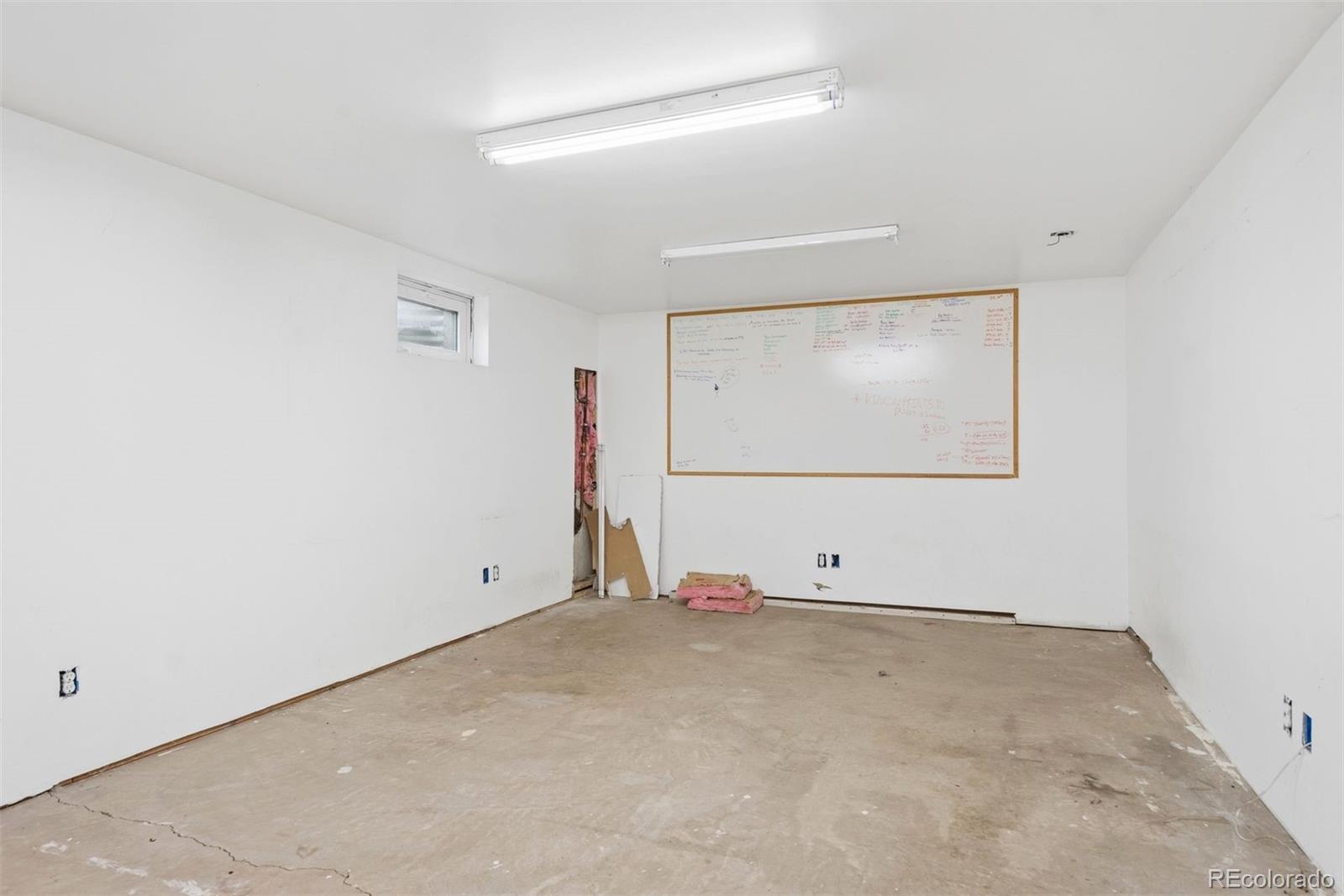 6058 S Pennsylvania Street