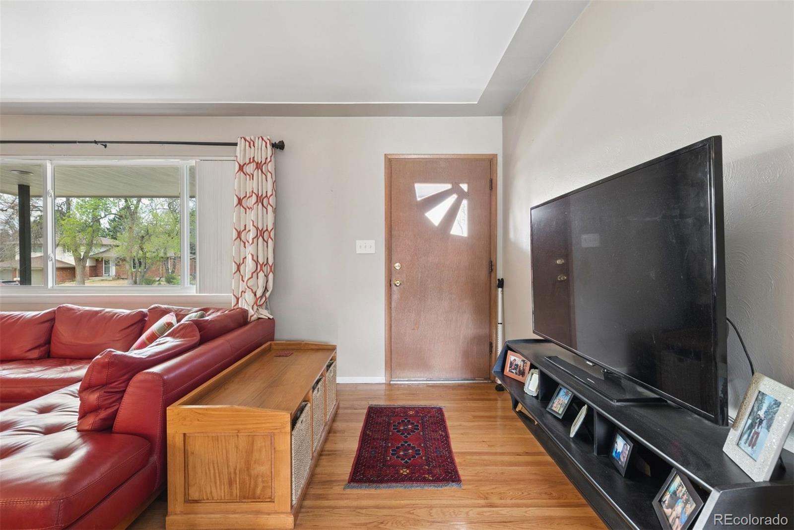 6058 S Pennsylvania Street