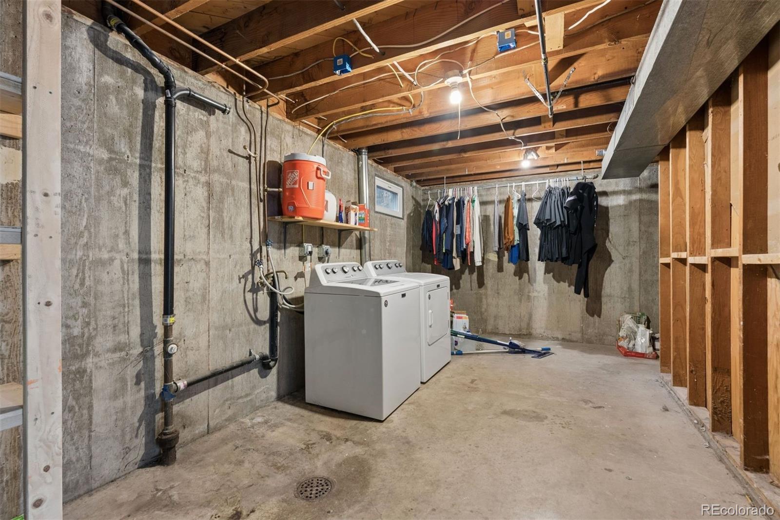 6058 S Pennsylvania Street