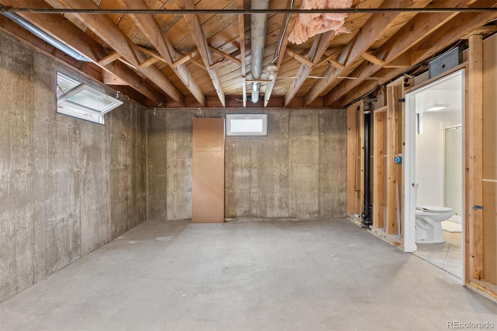 6058 S Pennsylvania Street