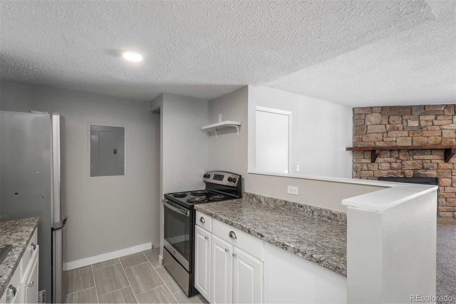 18071 E Kentucky Avenue Unit: 203
