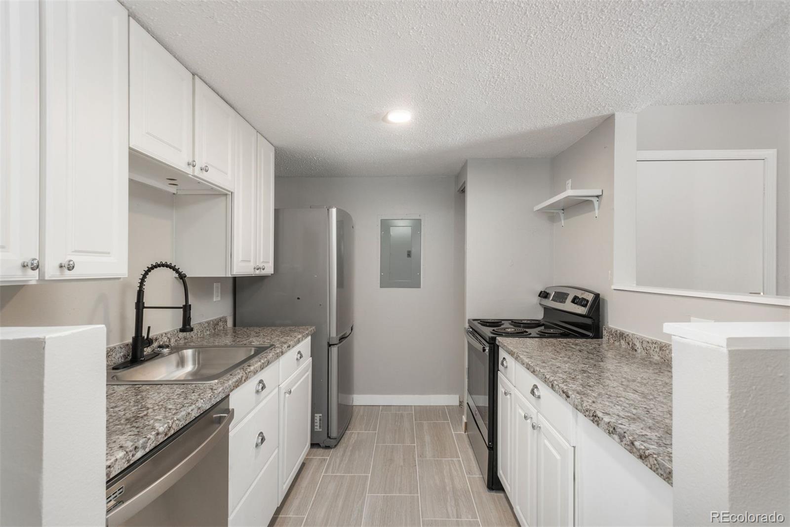 18071 E Kentucky Avenue Unit: 203