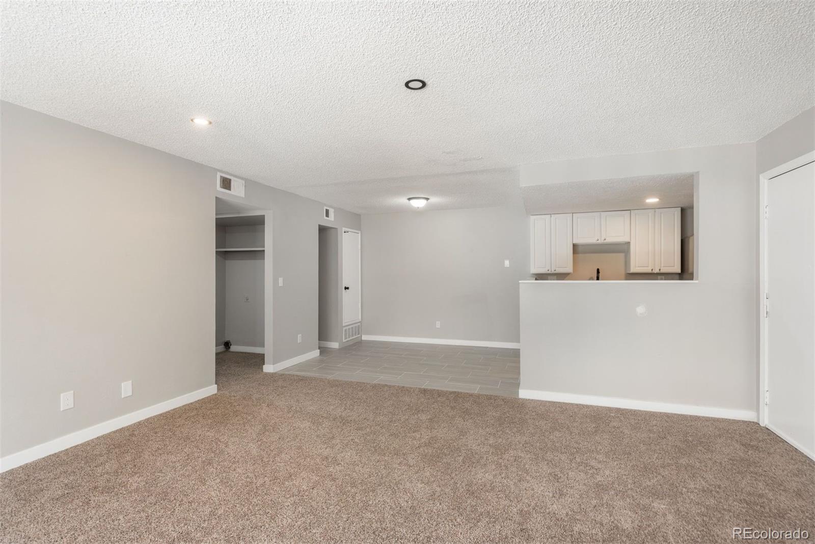 18071 E Kentucky Avenue Unit: 203