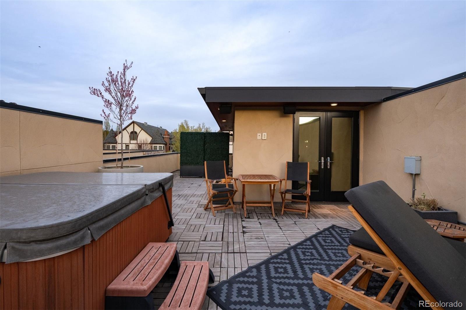 81 S Garfield Street