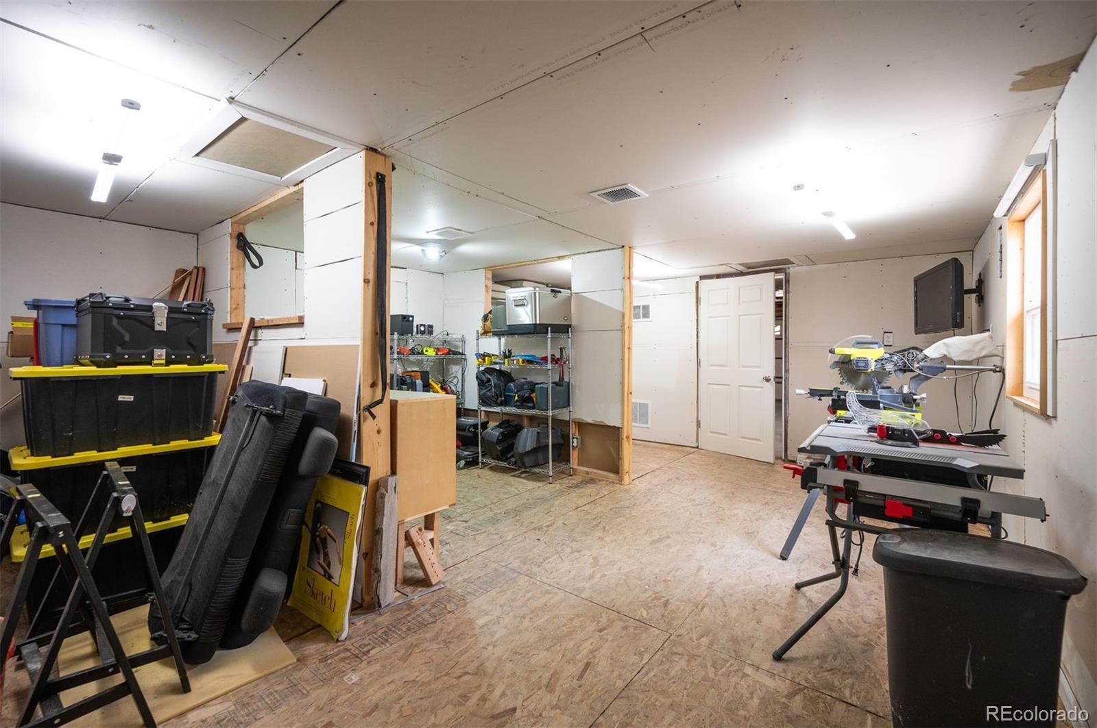 6031 S Pennsylvania Street