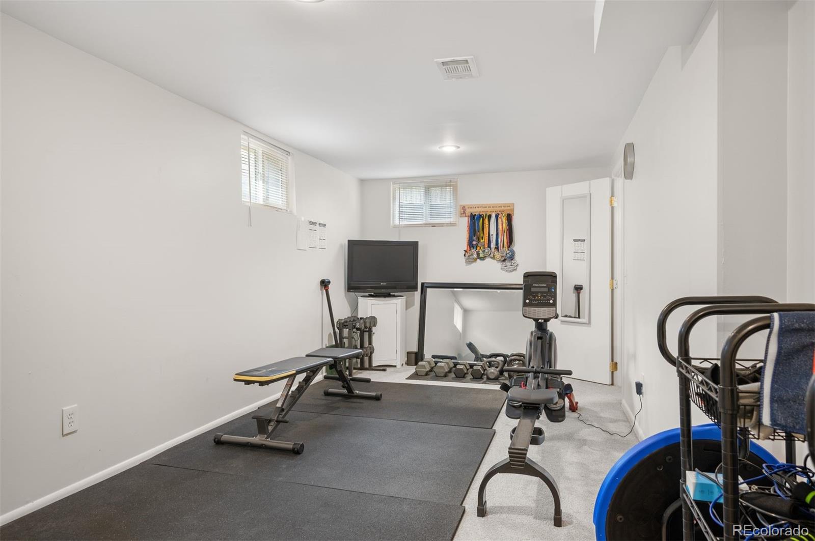 6031 S Pennsylvania Street