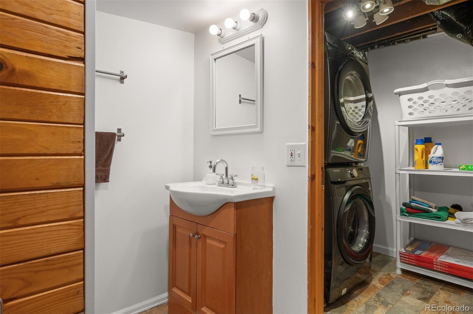 6031 S Pennsylvania Street