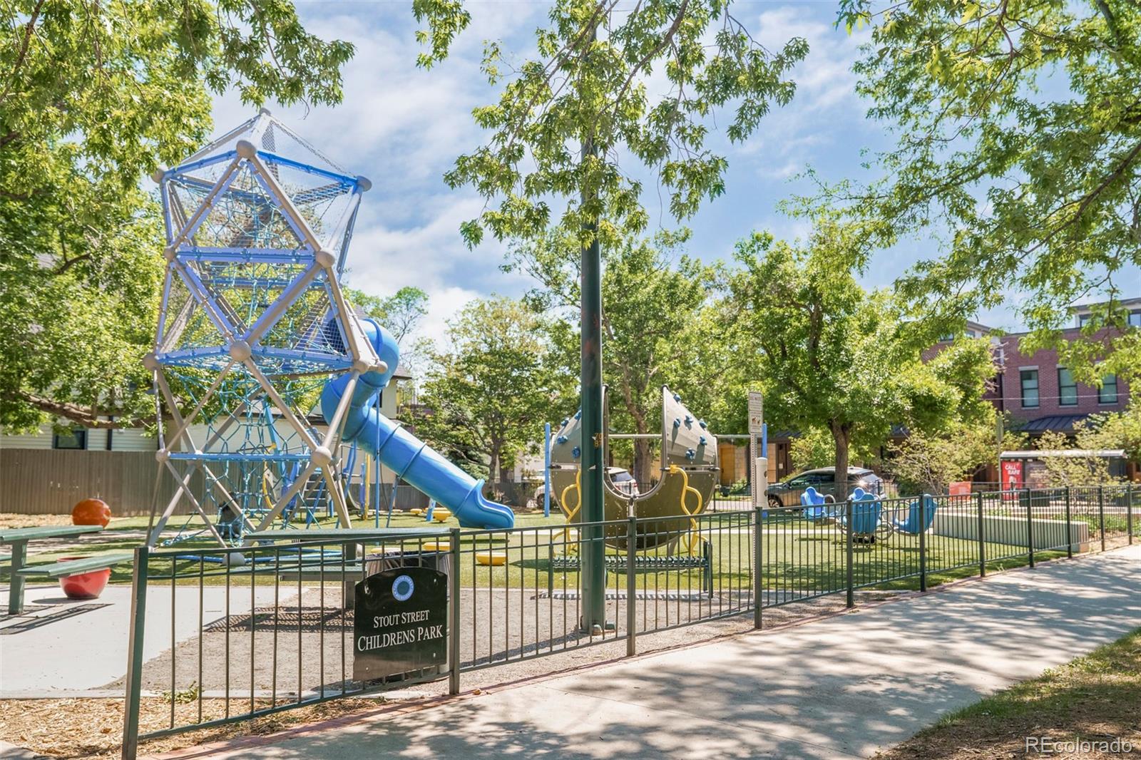 2525 Arapahoe Street Unit: RD114