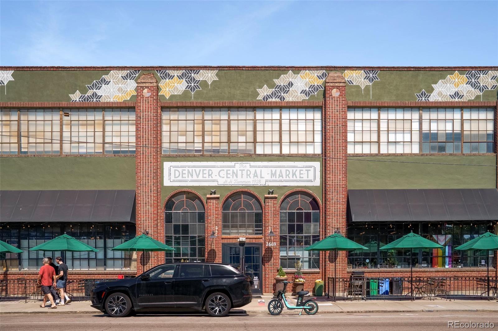 2525 Arapahoe Street Unit: RD114