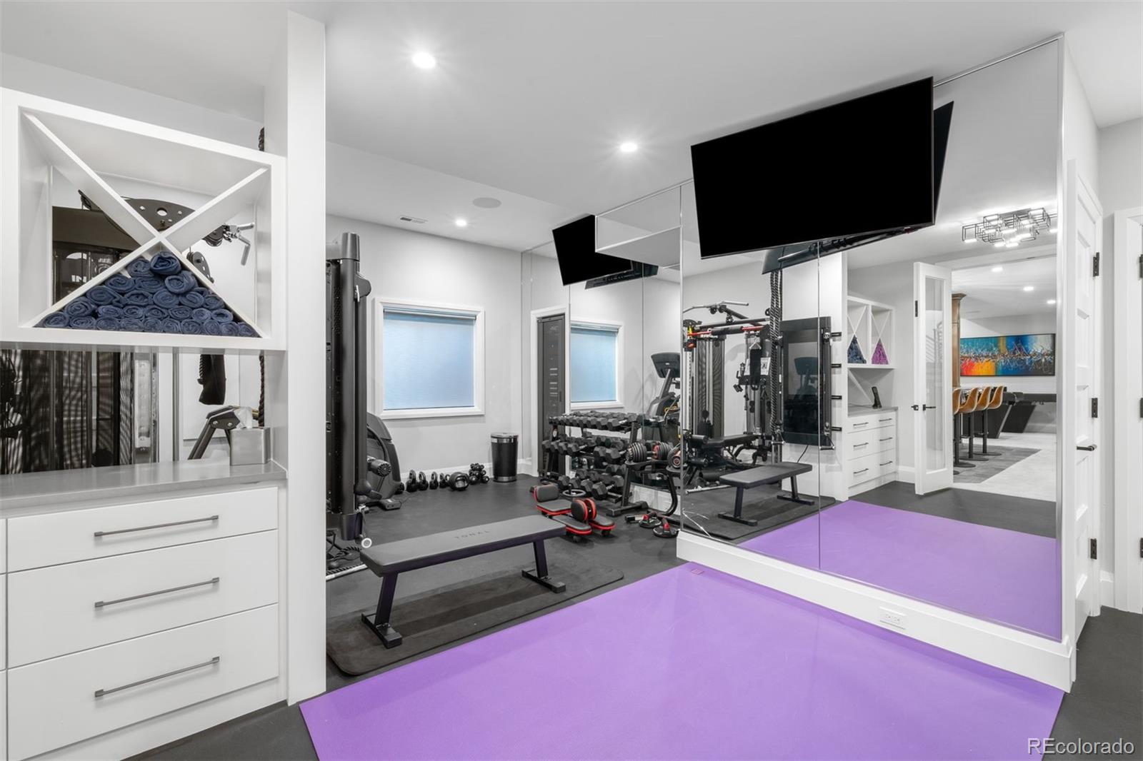 2821 E Cedar Avenue Unit: 2