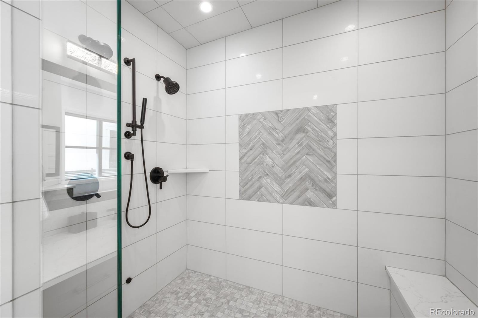 2821 E Cedar Avenue Unit: 2