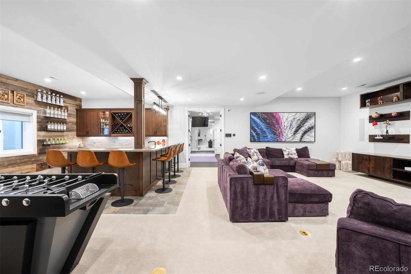 2821 E Cedar Avenue Unit: 2