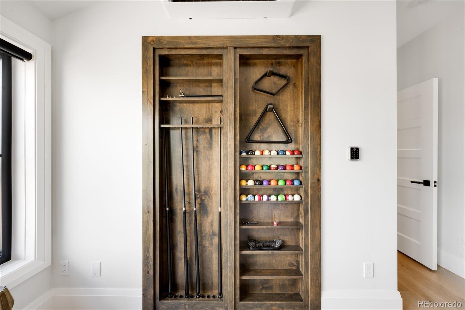 2821 E Cedar Avenue Unit: 2