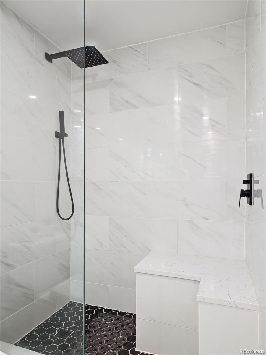 800 N Pearl Street Unit: 1203