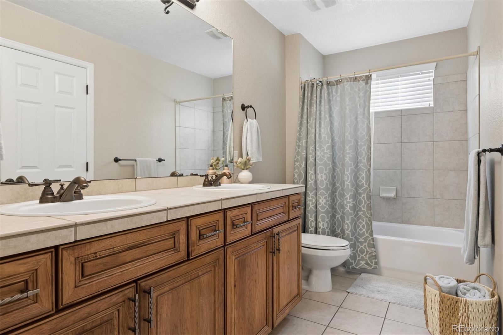 12248 Desert Hills Street