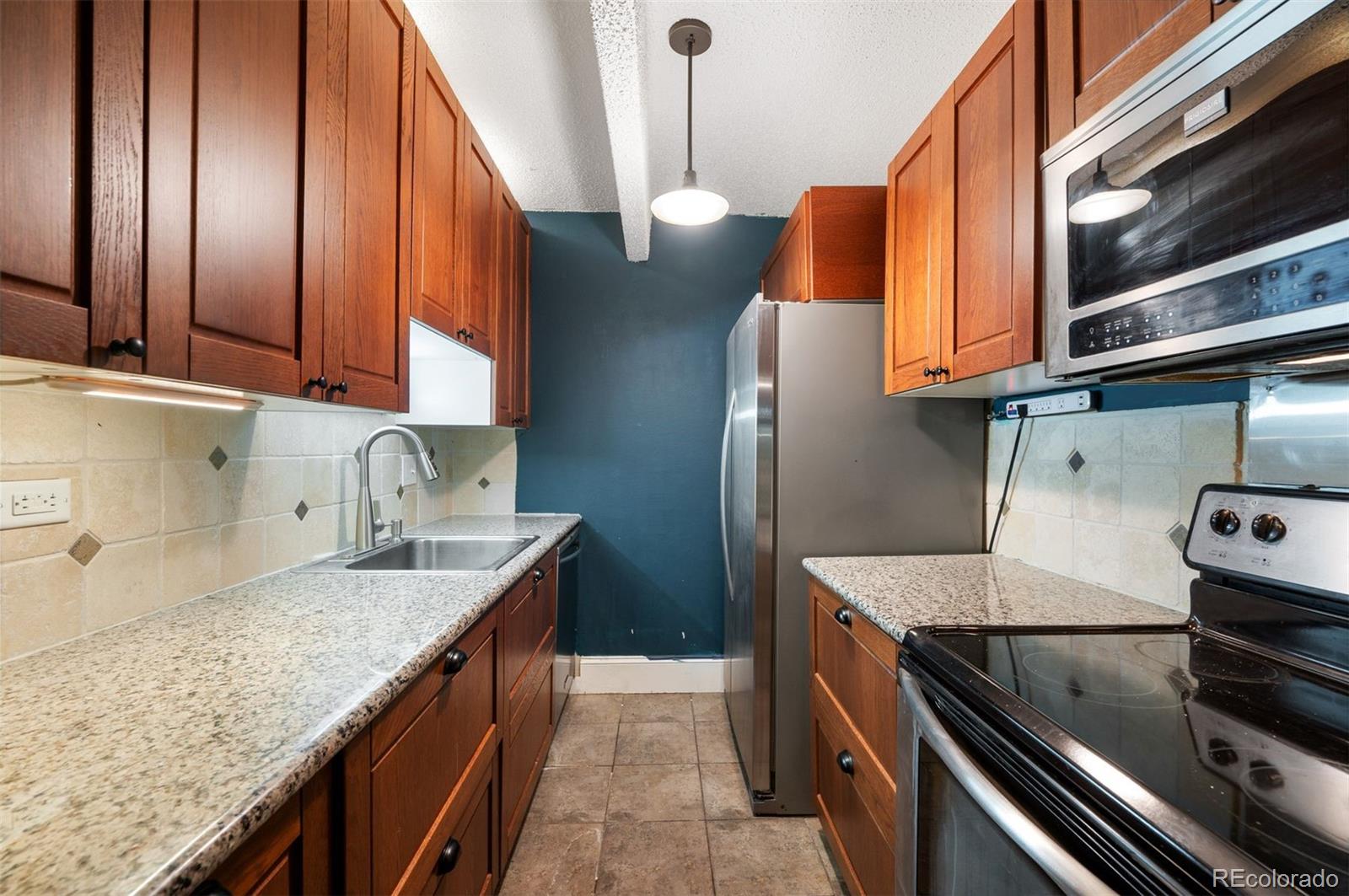 8060 E Girard Avenue Unit: 913