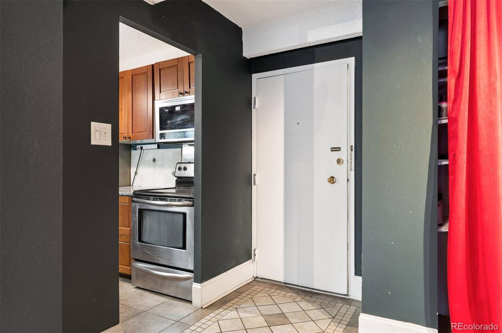 8060 E Girard Avenue Unit: 913