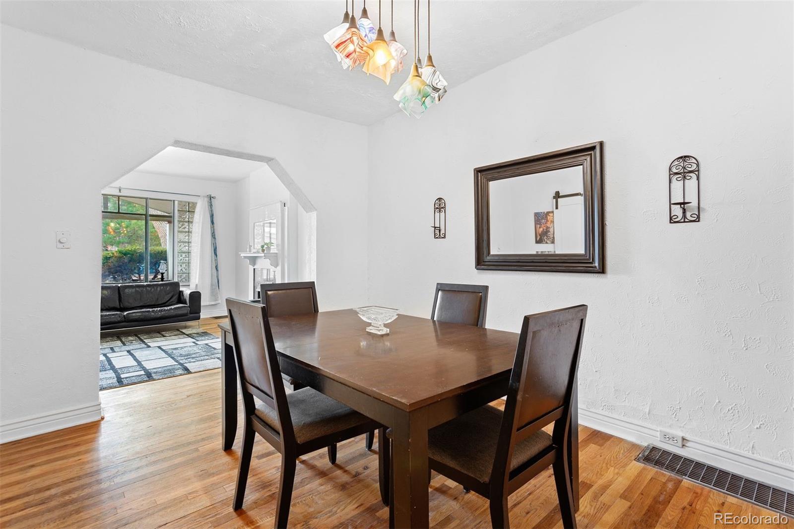 2539 N Lafayette Street