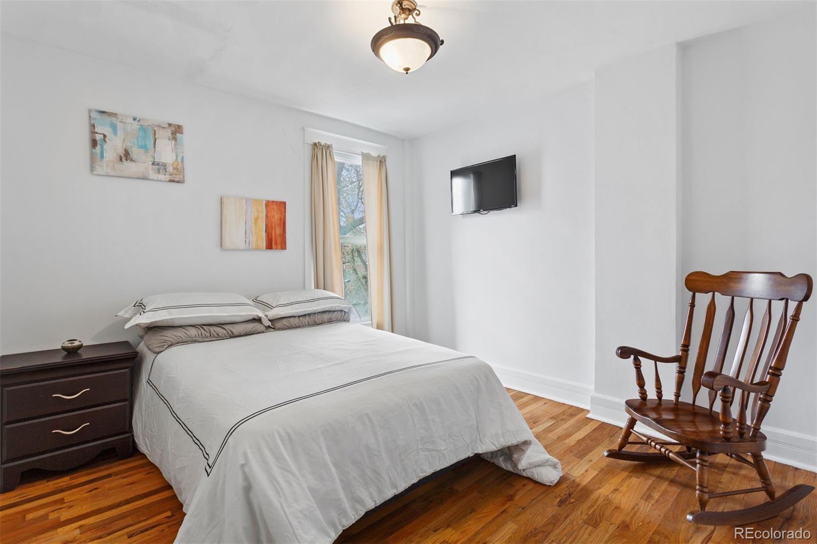 2539 N Lafayette Street