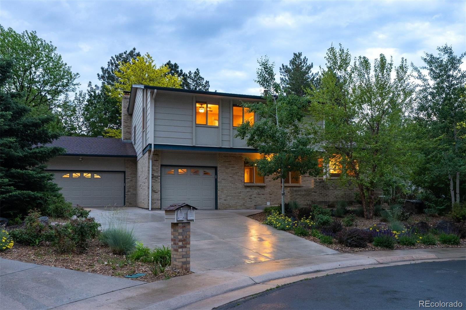 7694 S Gilpin Court