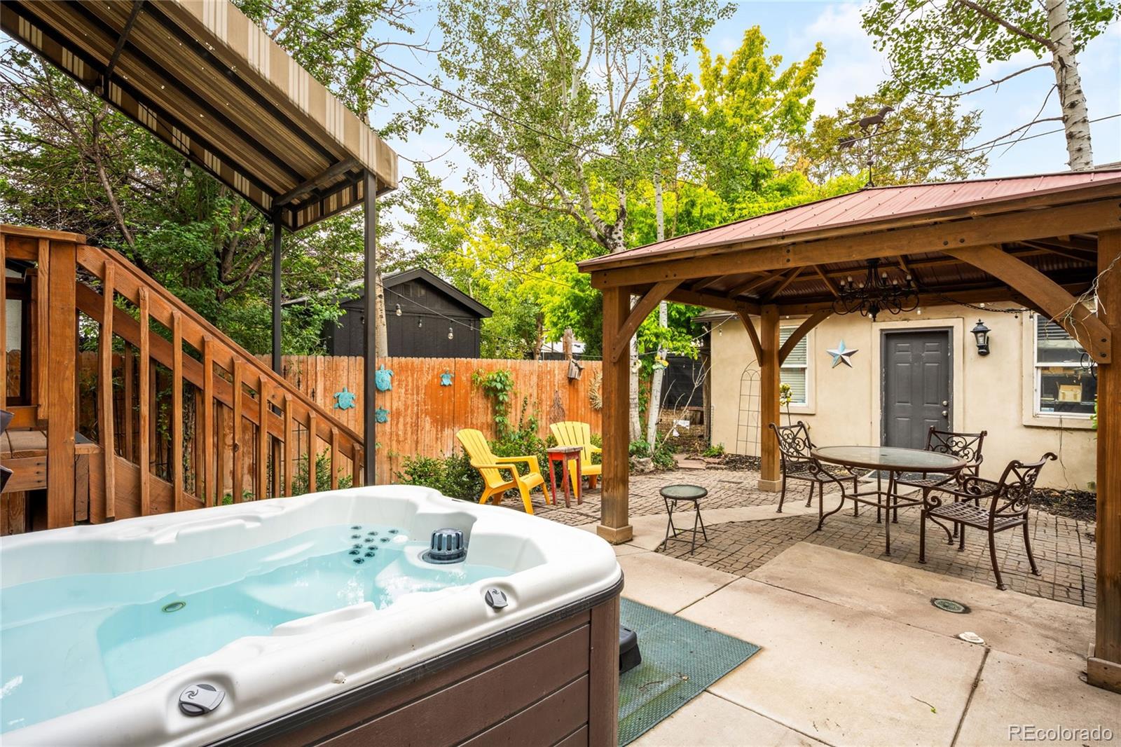 2527 Tremont Place