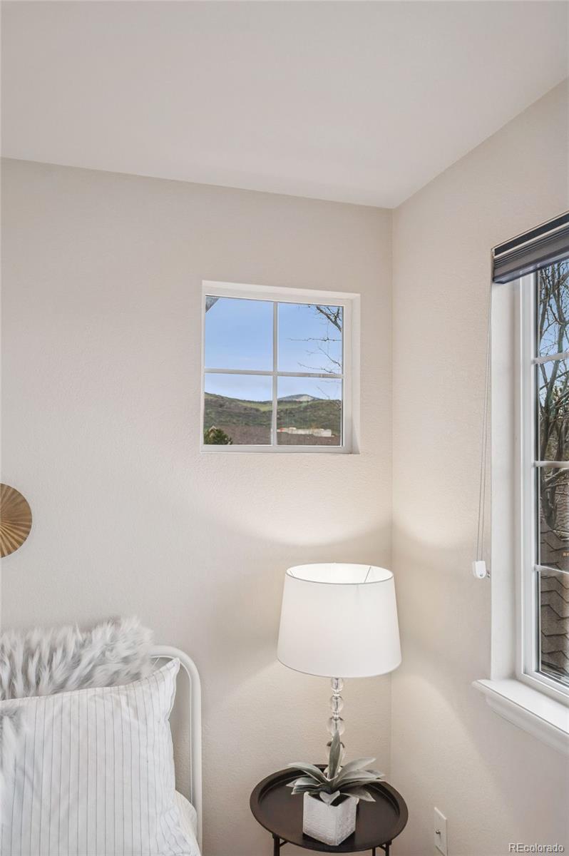 12827 W Burgundy Place