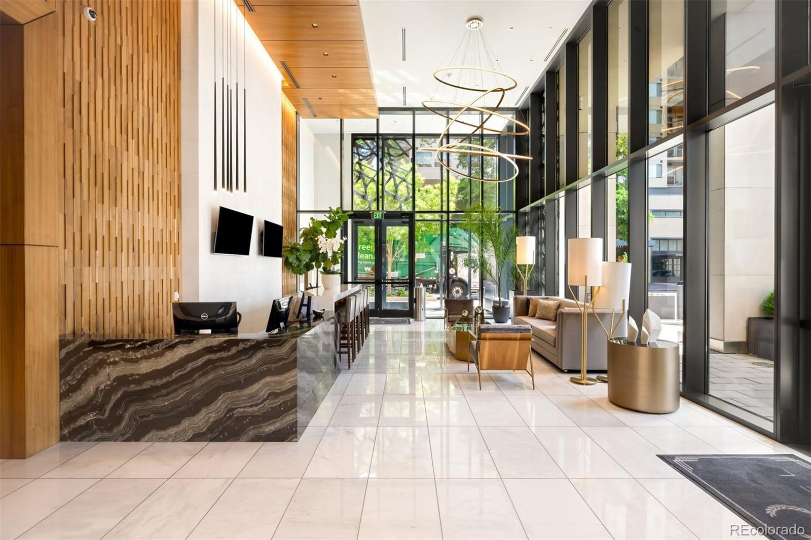 155 Steele Street Unit: 1017