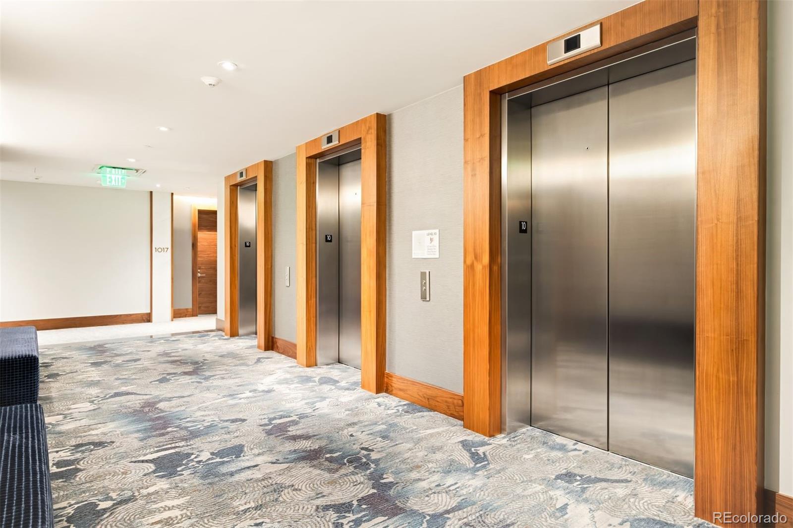 155 Steele Street Unit: 1017