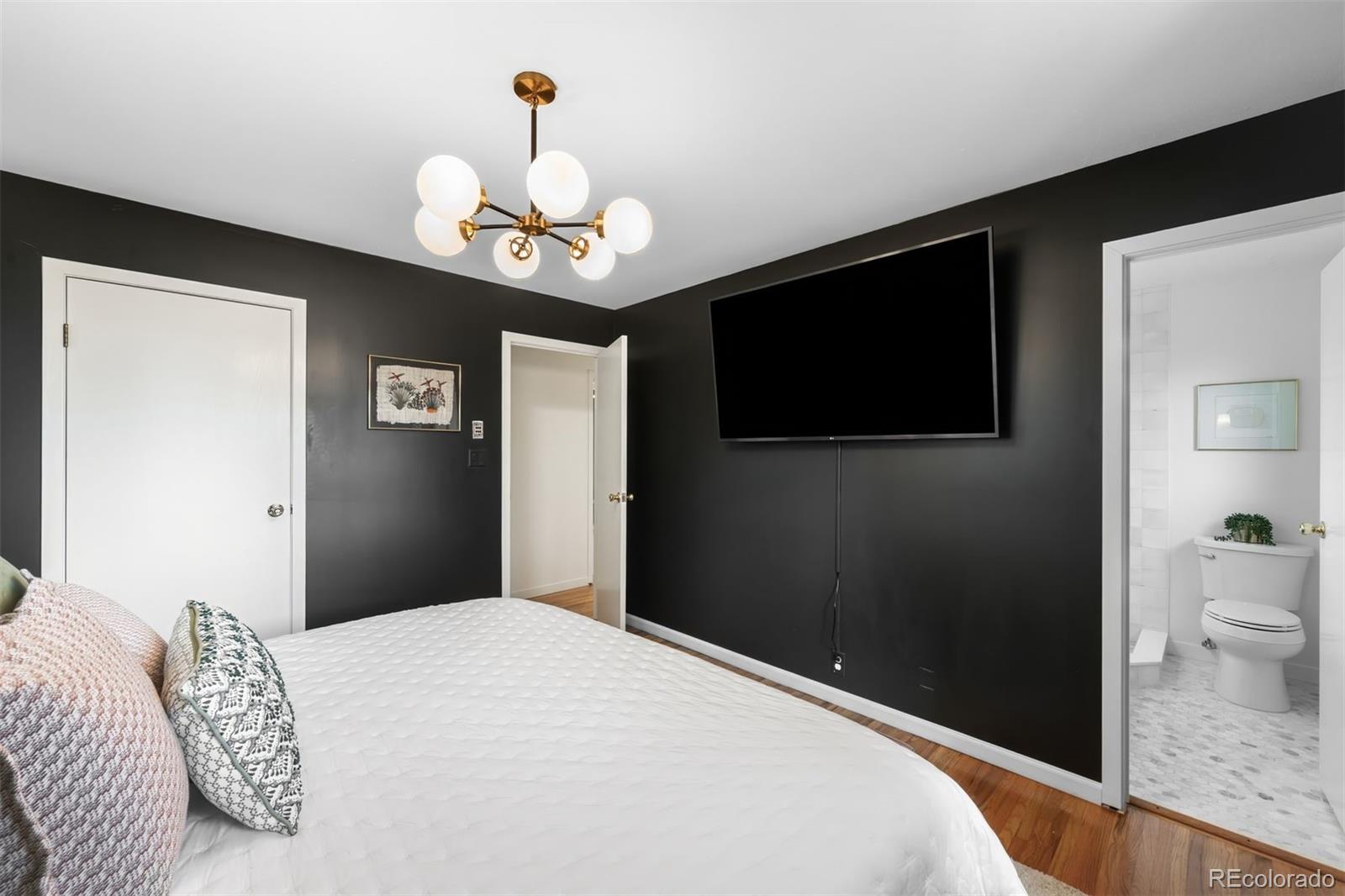 5480 E Jewell Avenue