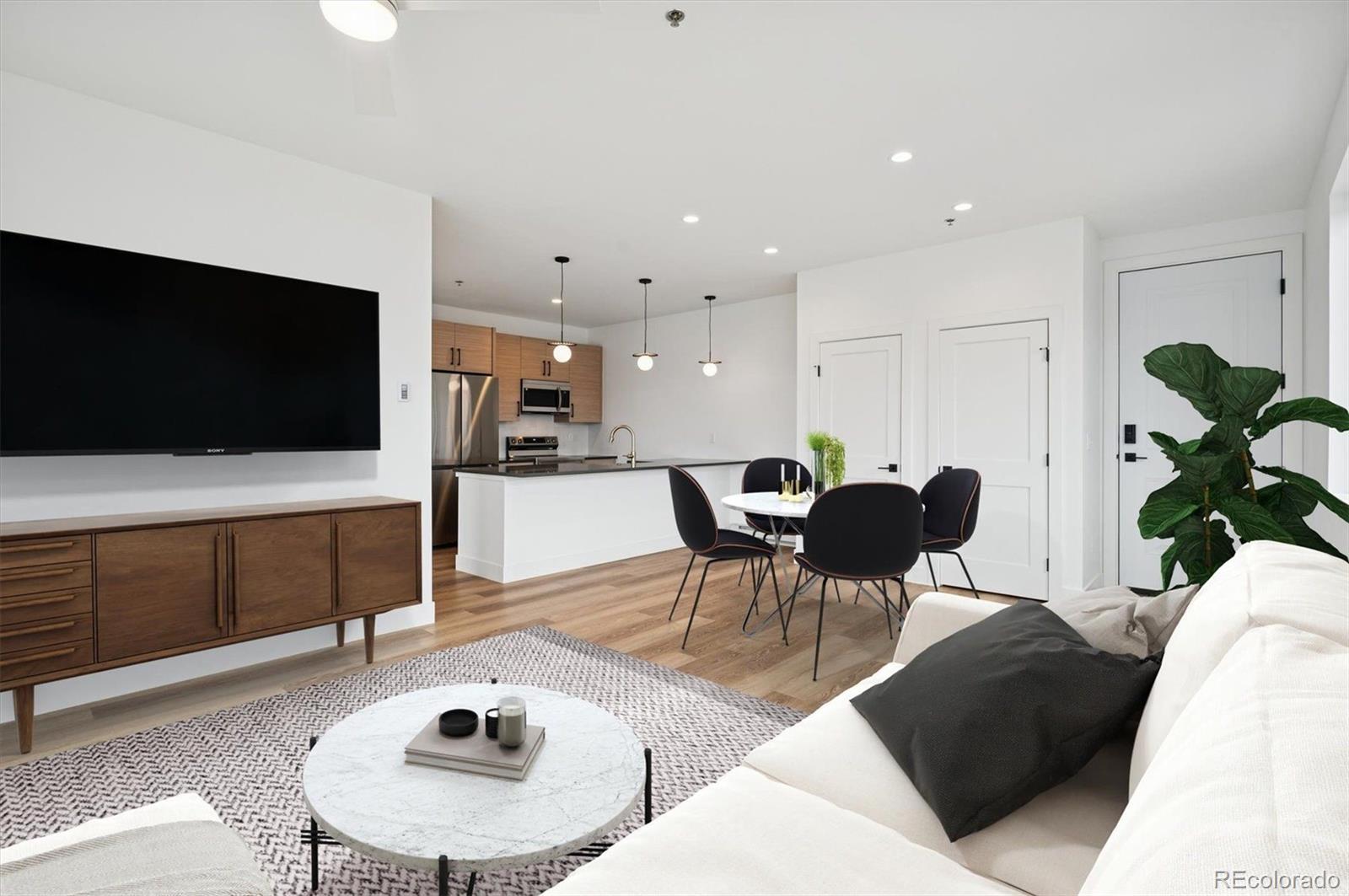 360 Sterling Loop Unit: 2