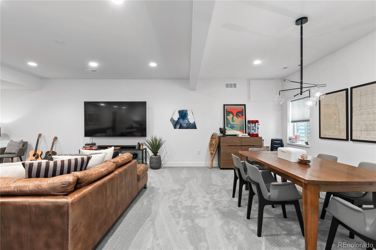 4684 E Dartmouth Avenue