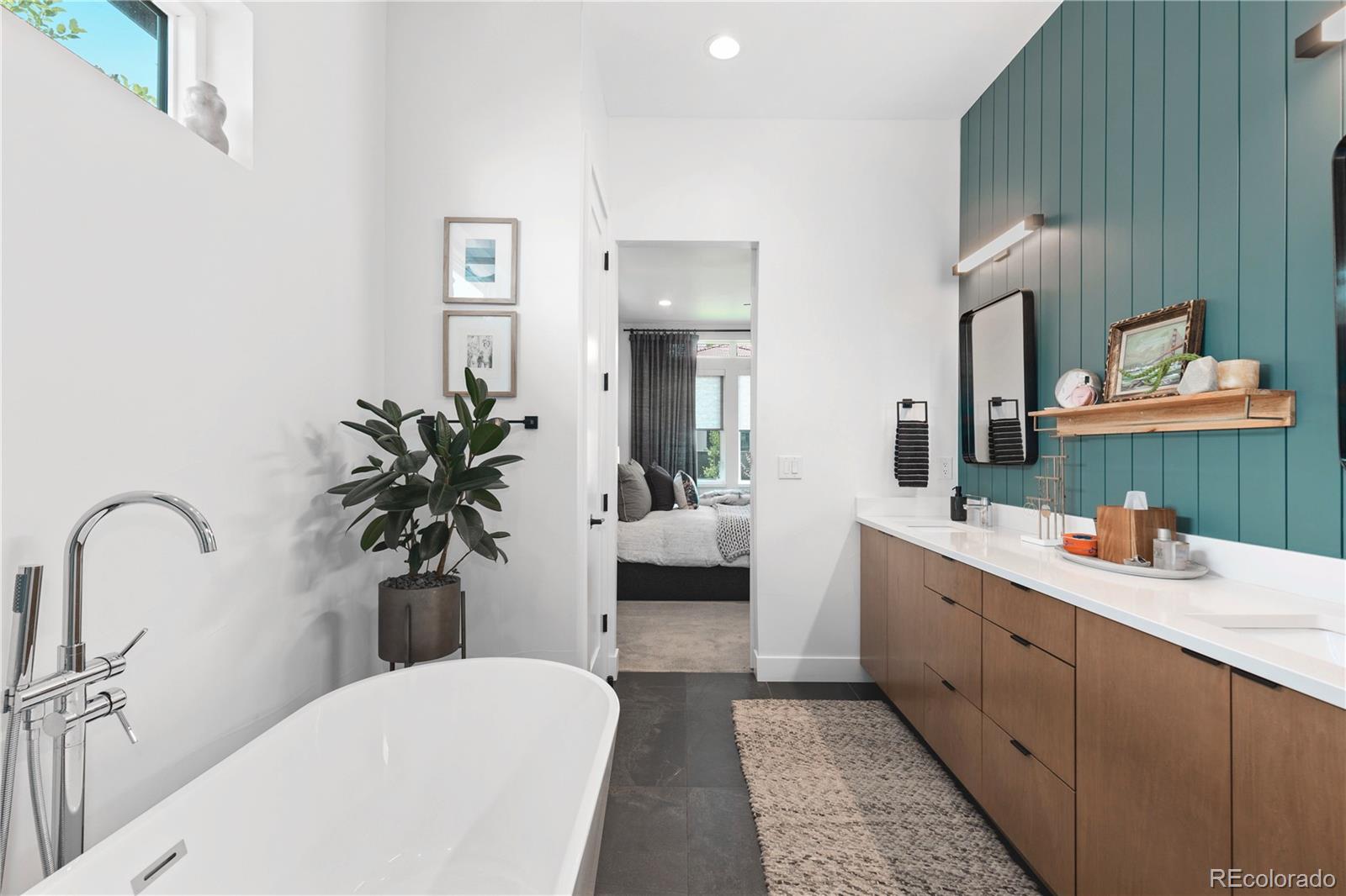 4684 E Dartmouth Avenue