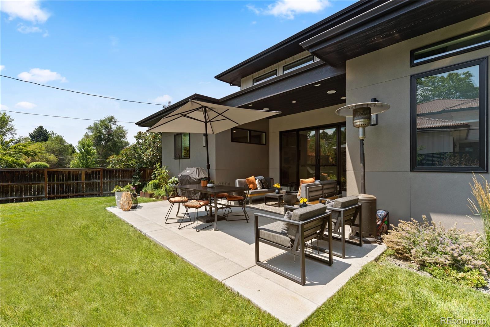 4684 E Dartmouth Avenue