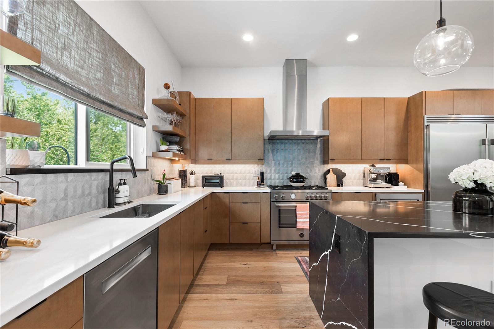 4684 E Dartmouth Avenue