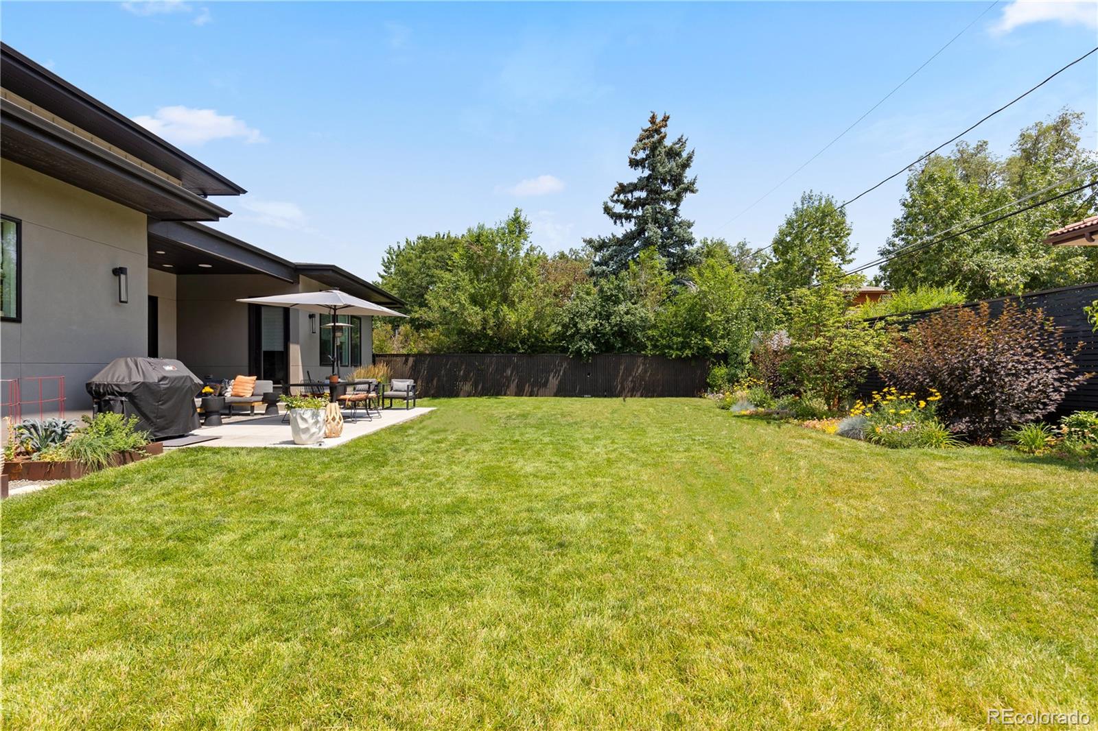 4684 E Dartmouth Avenue