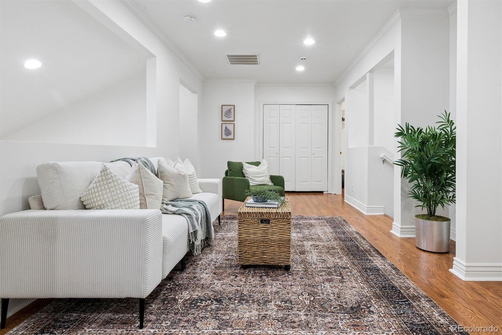 1141 Elm Street