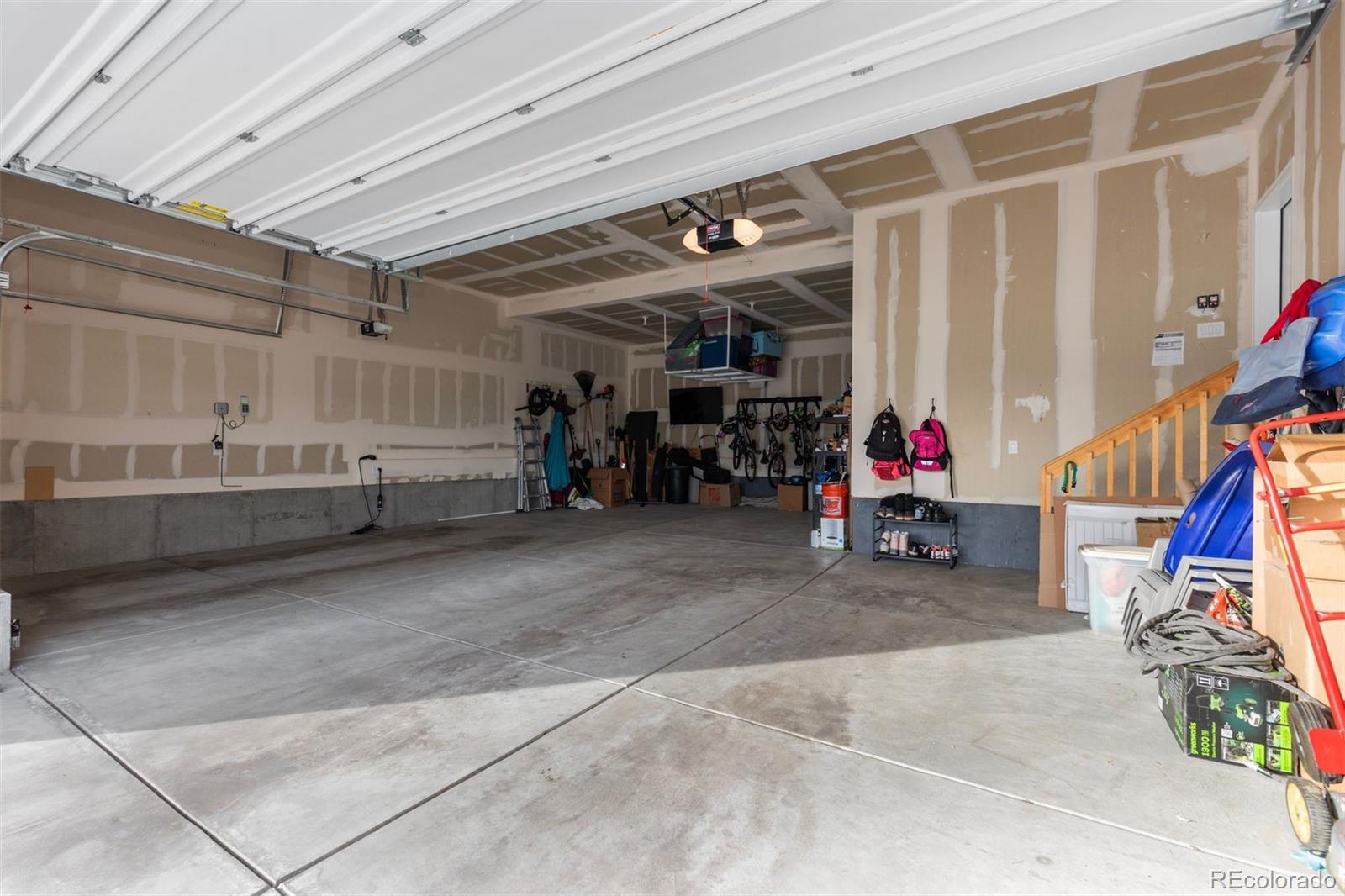5821 Tesoro Point