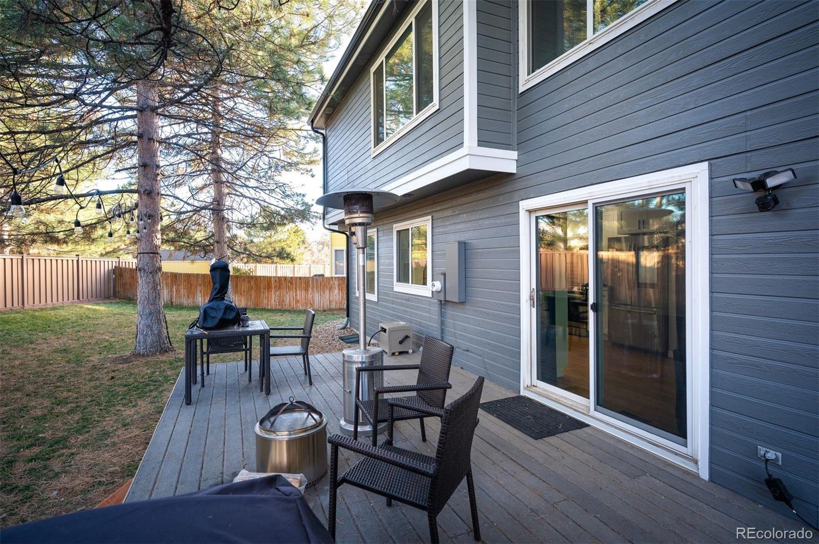 9572 Desert Willow Way