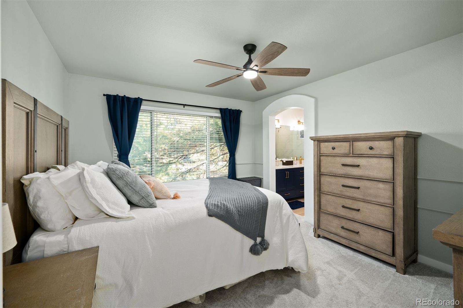 9572 Desert Willow Way