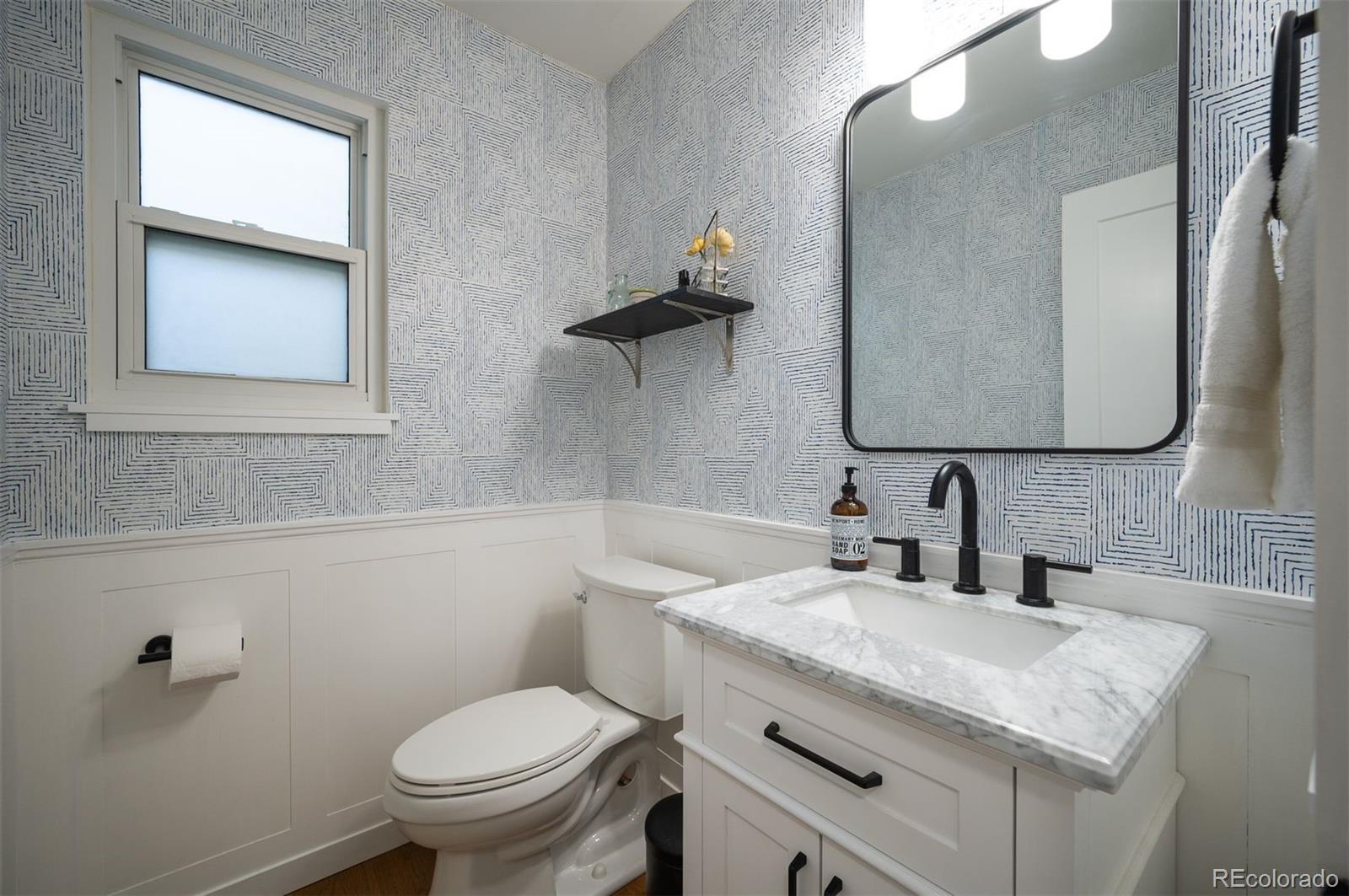 9572 Desert Willow Way