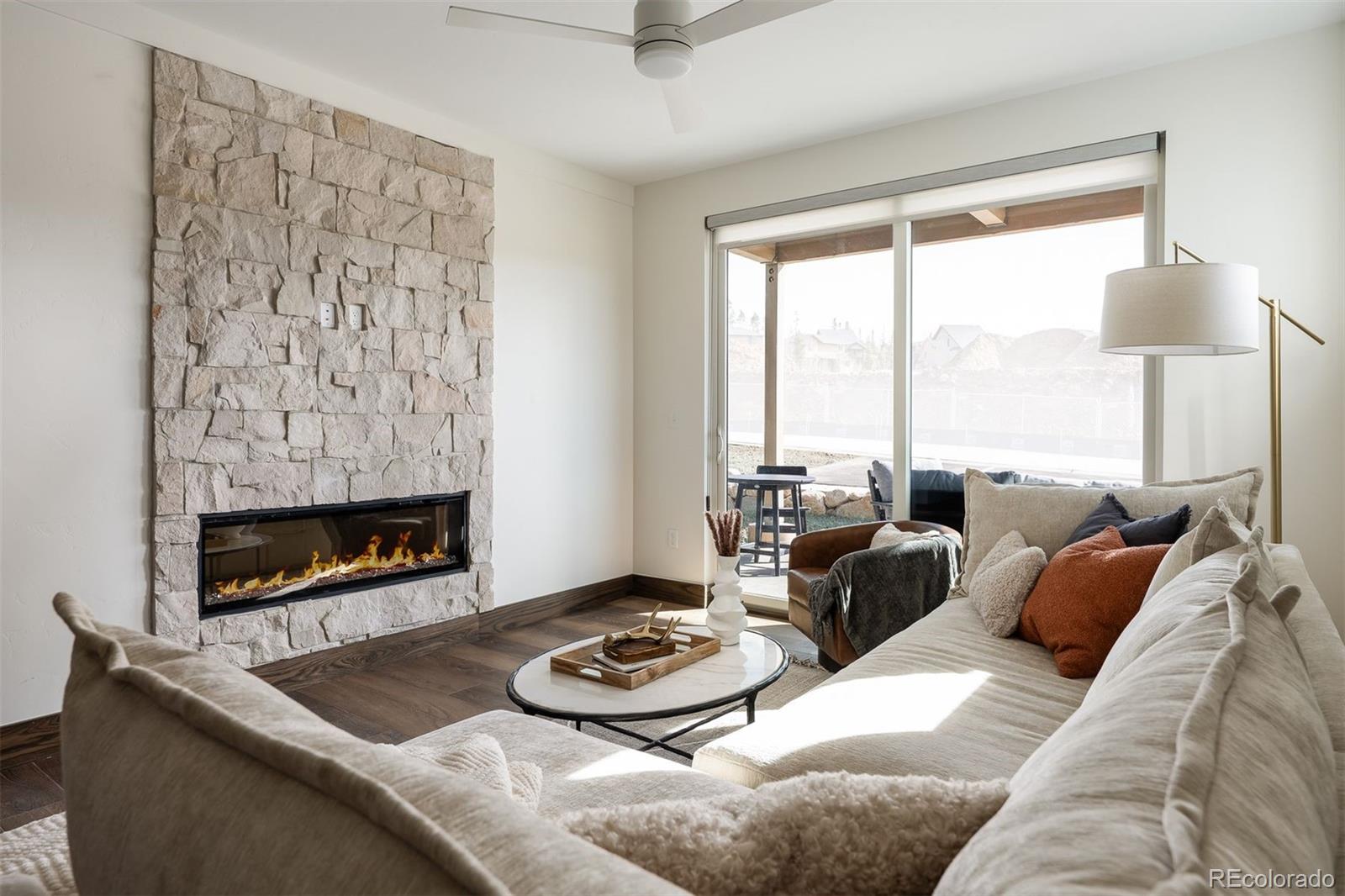 380 Sterling Loop Unit: 2