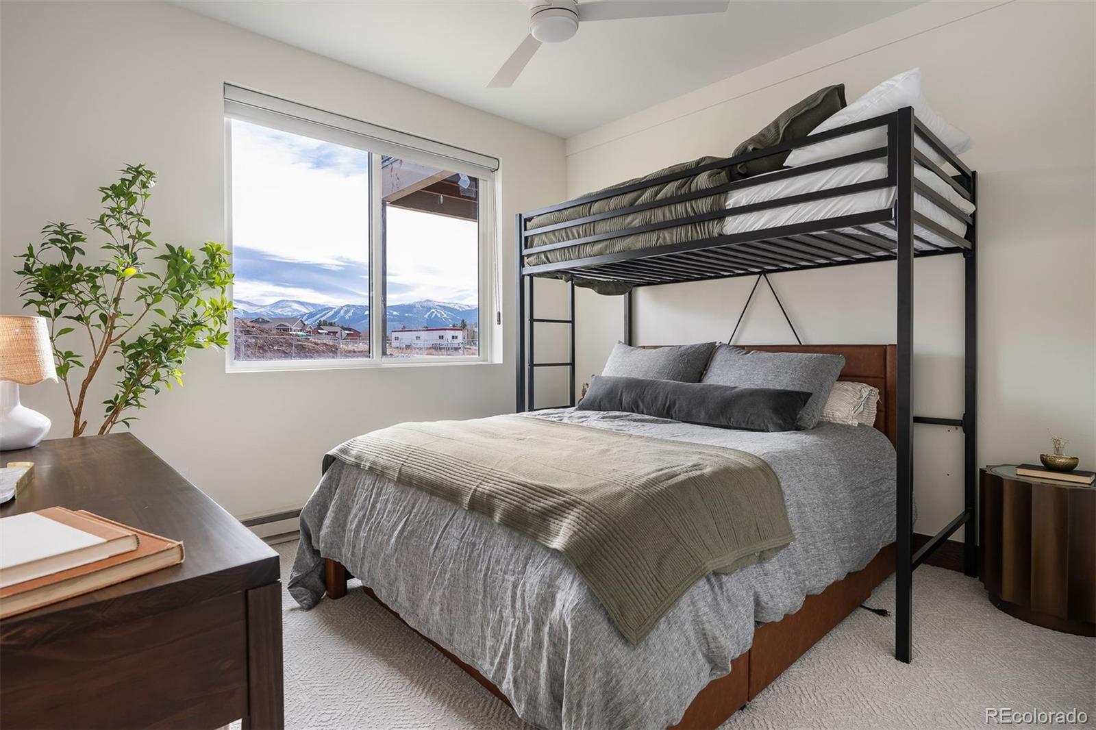 380 Sterling Loop Unit: 2