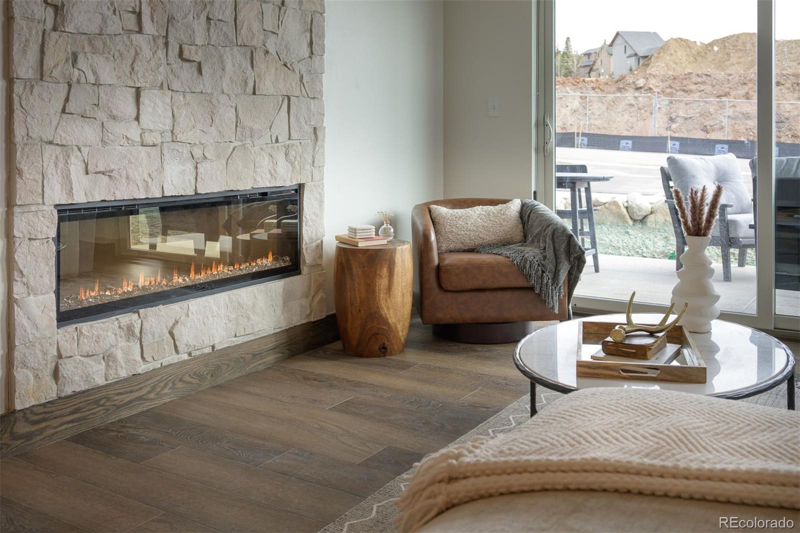 380 Sterling Loop Unit: 2