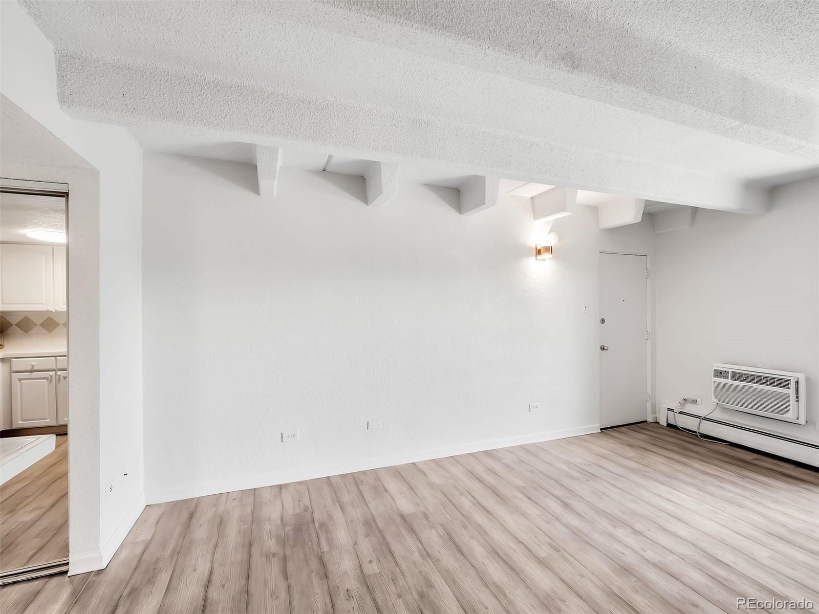 655 N Pearl Street Unit: 405