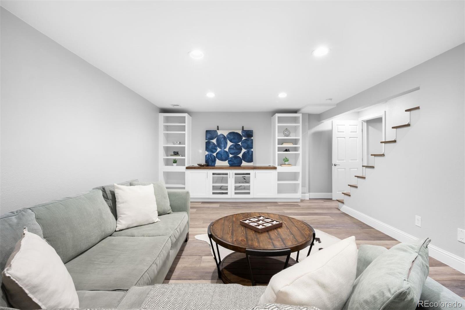 7201 S Sheridan Court