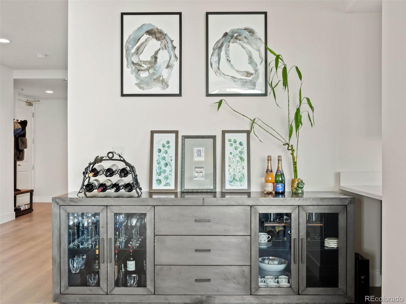 2001 Lincoln Street Unit: 1822L