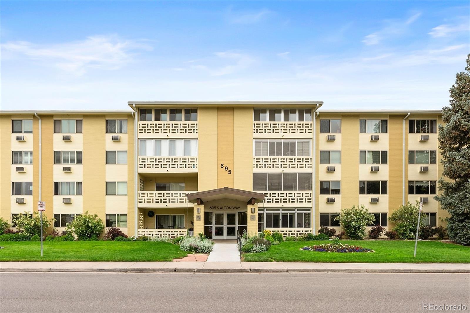695 S Alton Way Unit: 9C