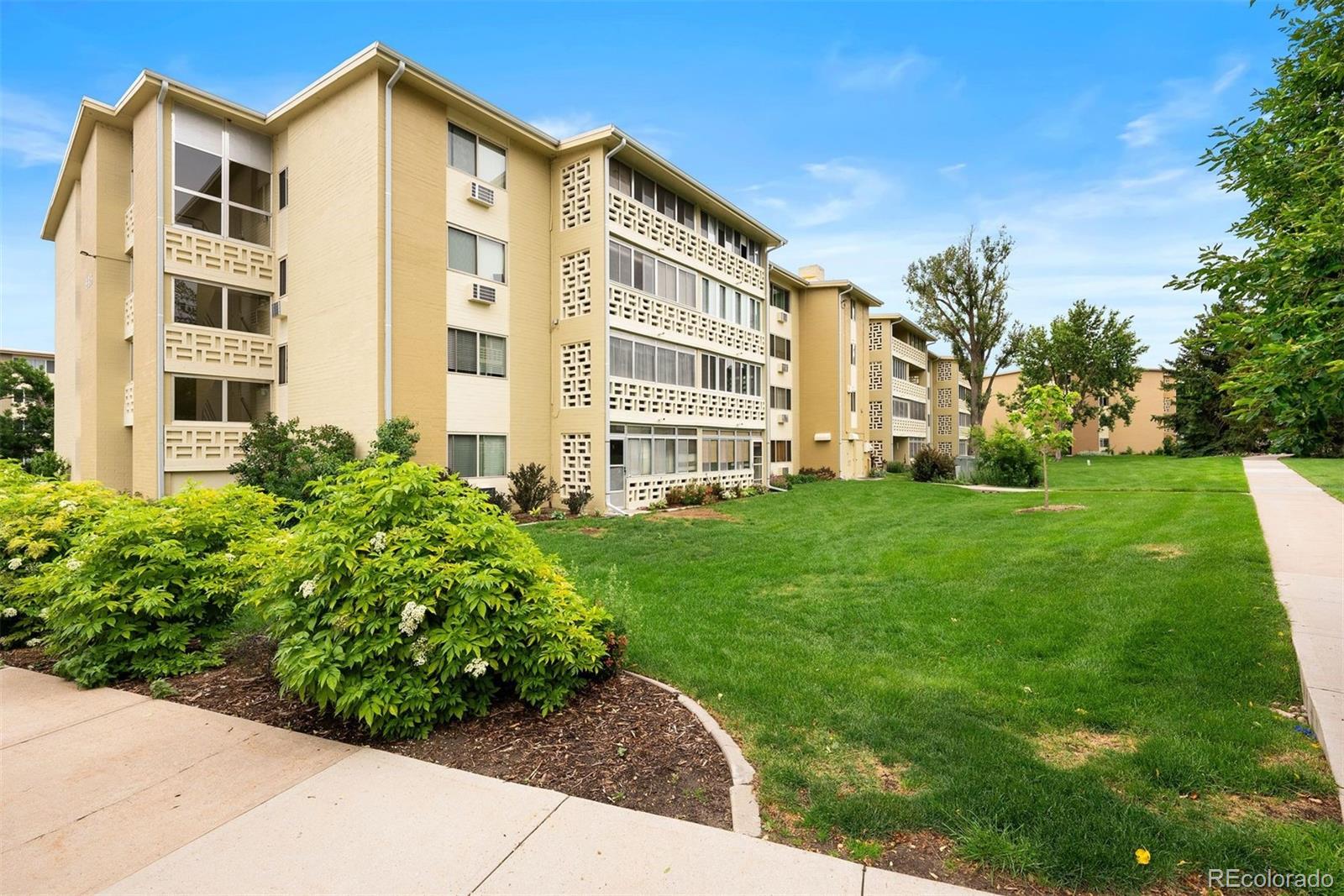 695 S Alton Way Unit: 9C