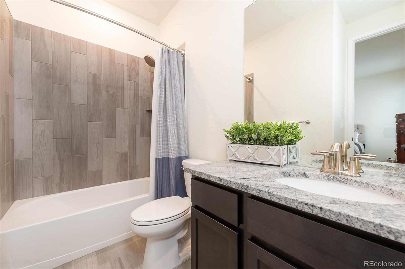 8761 S Wenatchee Court