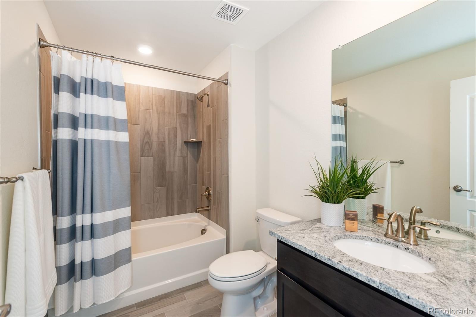 8761 S Wenatchee Court